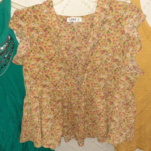 3/$15 LOT OF 3 TOPS SLEEVELESS EMBELLISHED TUNIC FLORAL IZ BYER-WOMENS SIZE XL - Picture 2 of 4
